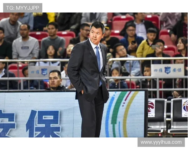 CBA自由市场动态：重磅转会与合同签约解读